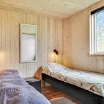 Cozy Home In Idestrup With Sauna Casa de Férias