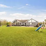 Cozy Home In Idestrup With Sauna Casa de Férias