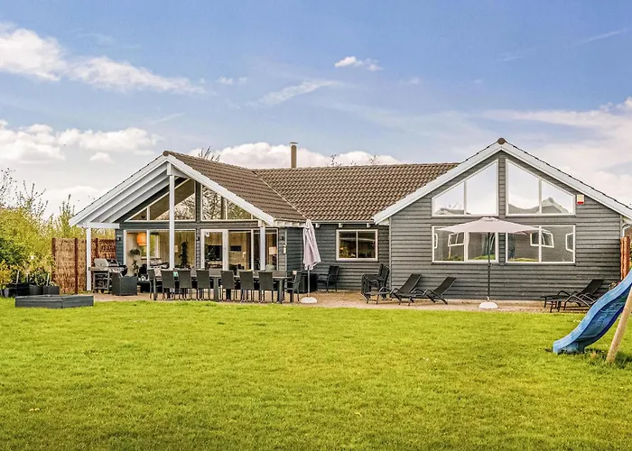 בית נופש Awesome In Idestrup With Kitchen